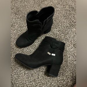 Kelly & Katie Black Heel Booties size 9.5 Wide